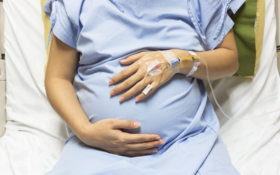 midwife delivery pros and cons